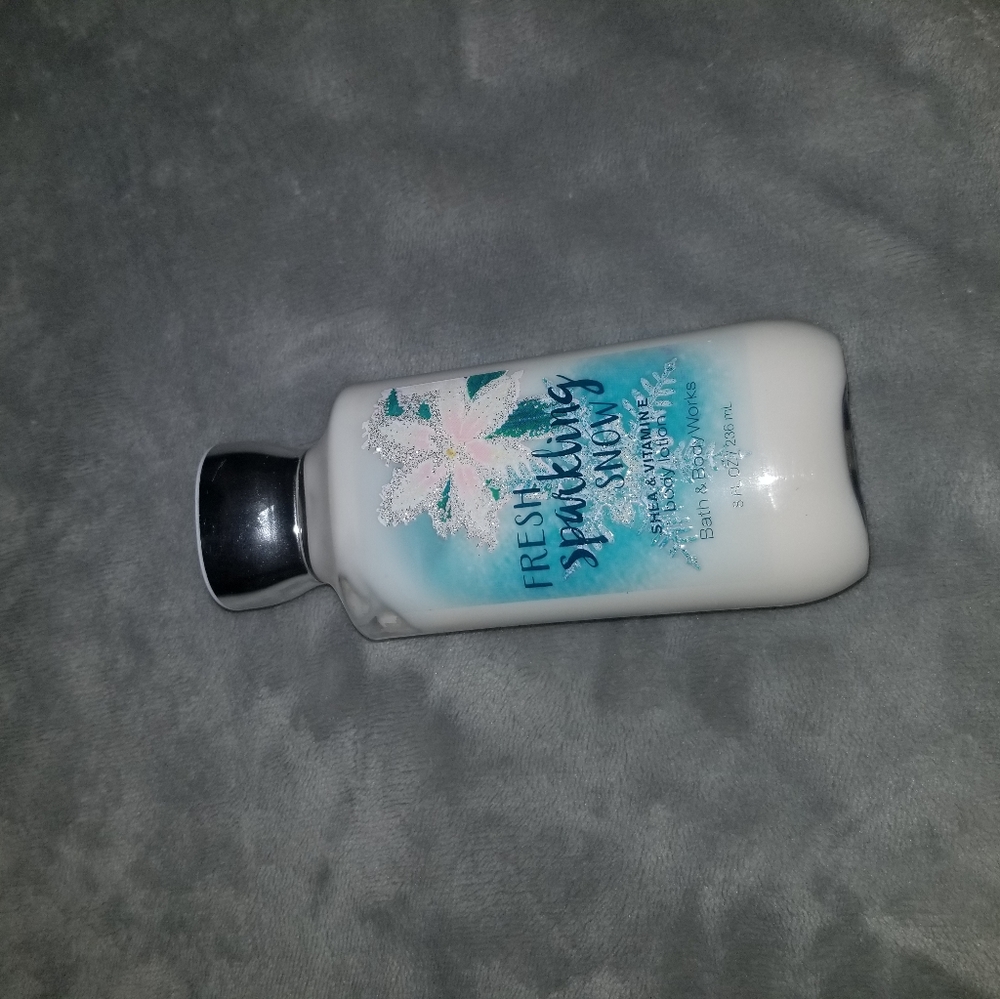 Fresh sparkling snow body lotion